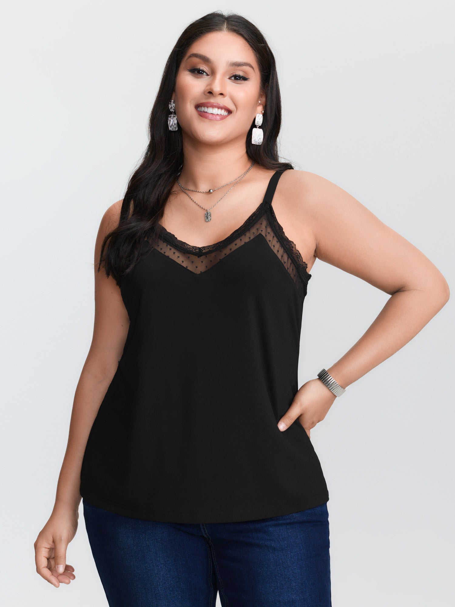 Cami Top Lace - Schwarzes Strick-Camisole-Tanktop in Übergröße, mit kontrastfarbenem